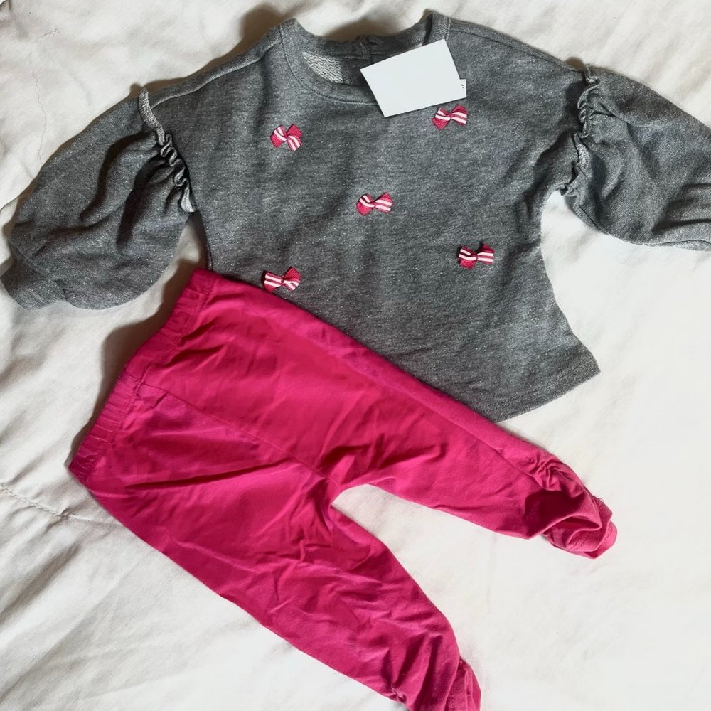 Girls pink bow outfit